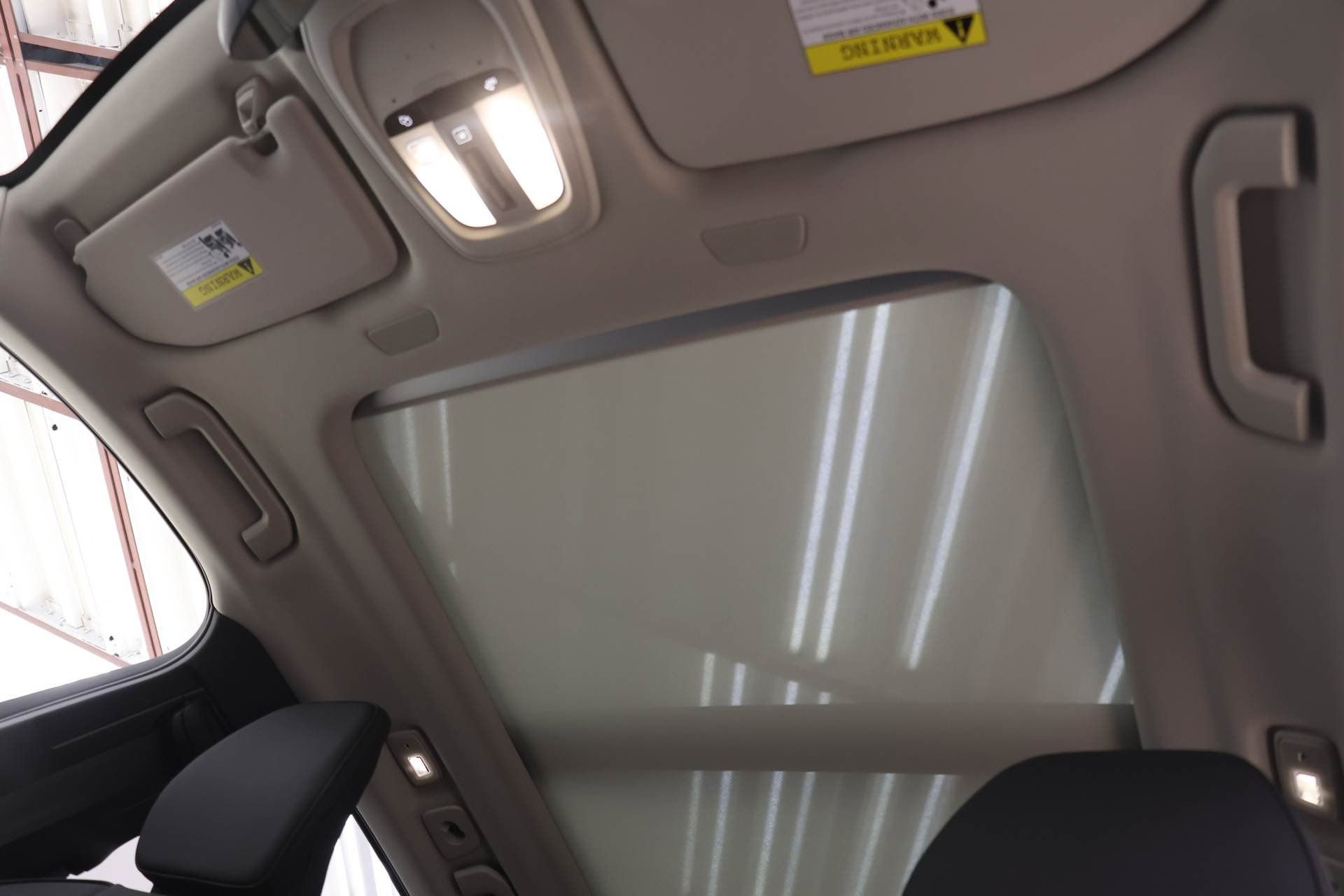 New 2026 Volvo XC60 T8 Plus w/ Protection Package Premier image 17