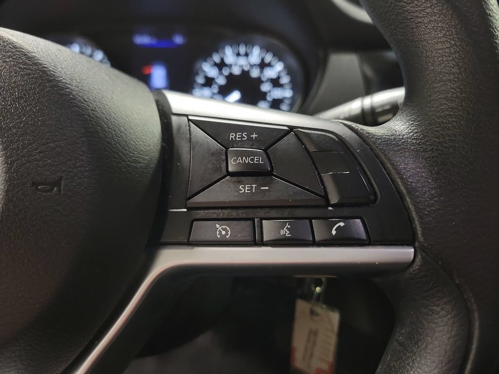 Used 2020 Nissan Rogue S AWD/4WD image 23