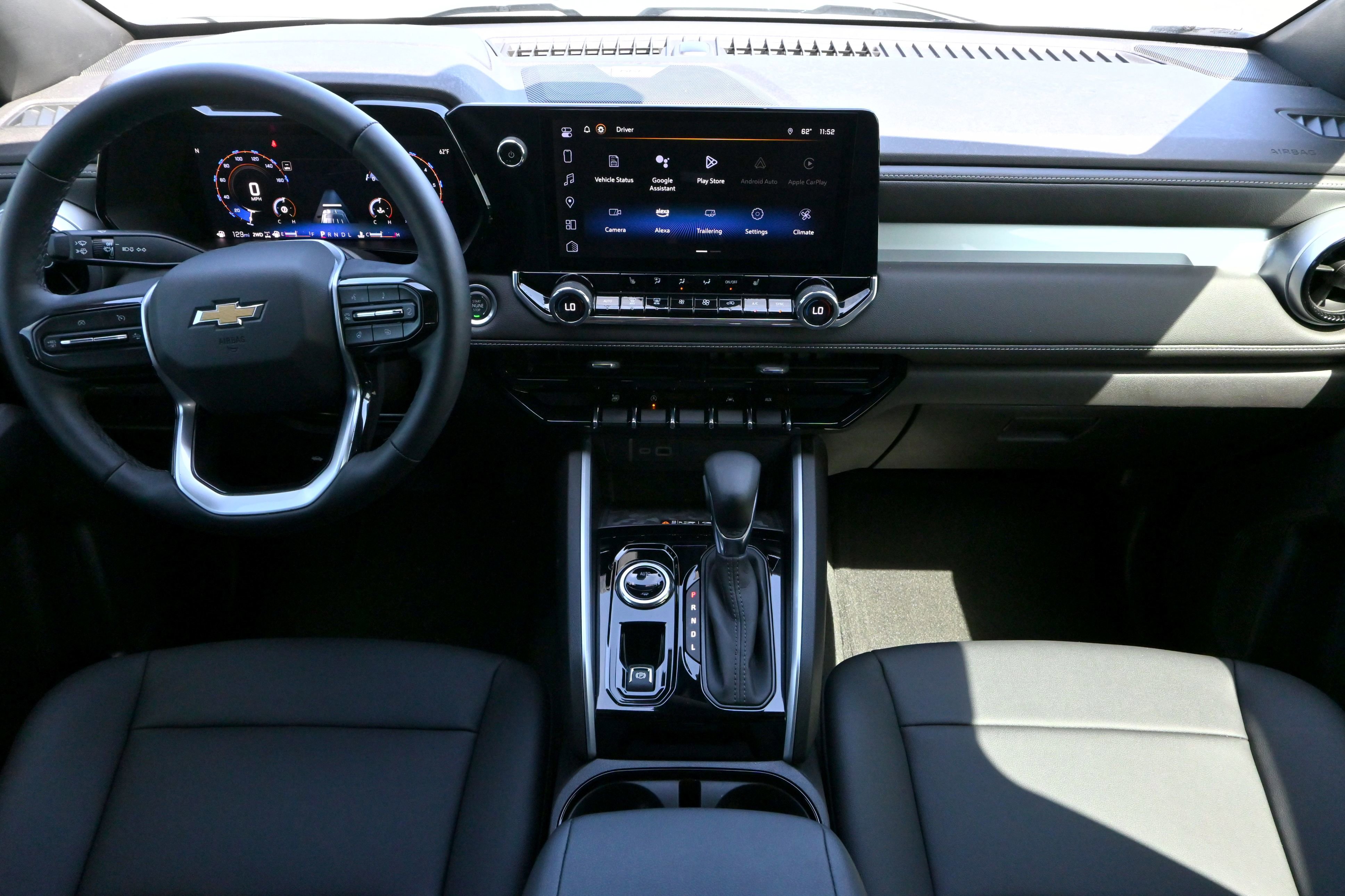 Certified 2024 Chevrolet Colorado LT w/ LT Convenience Package III image 10