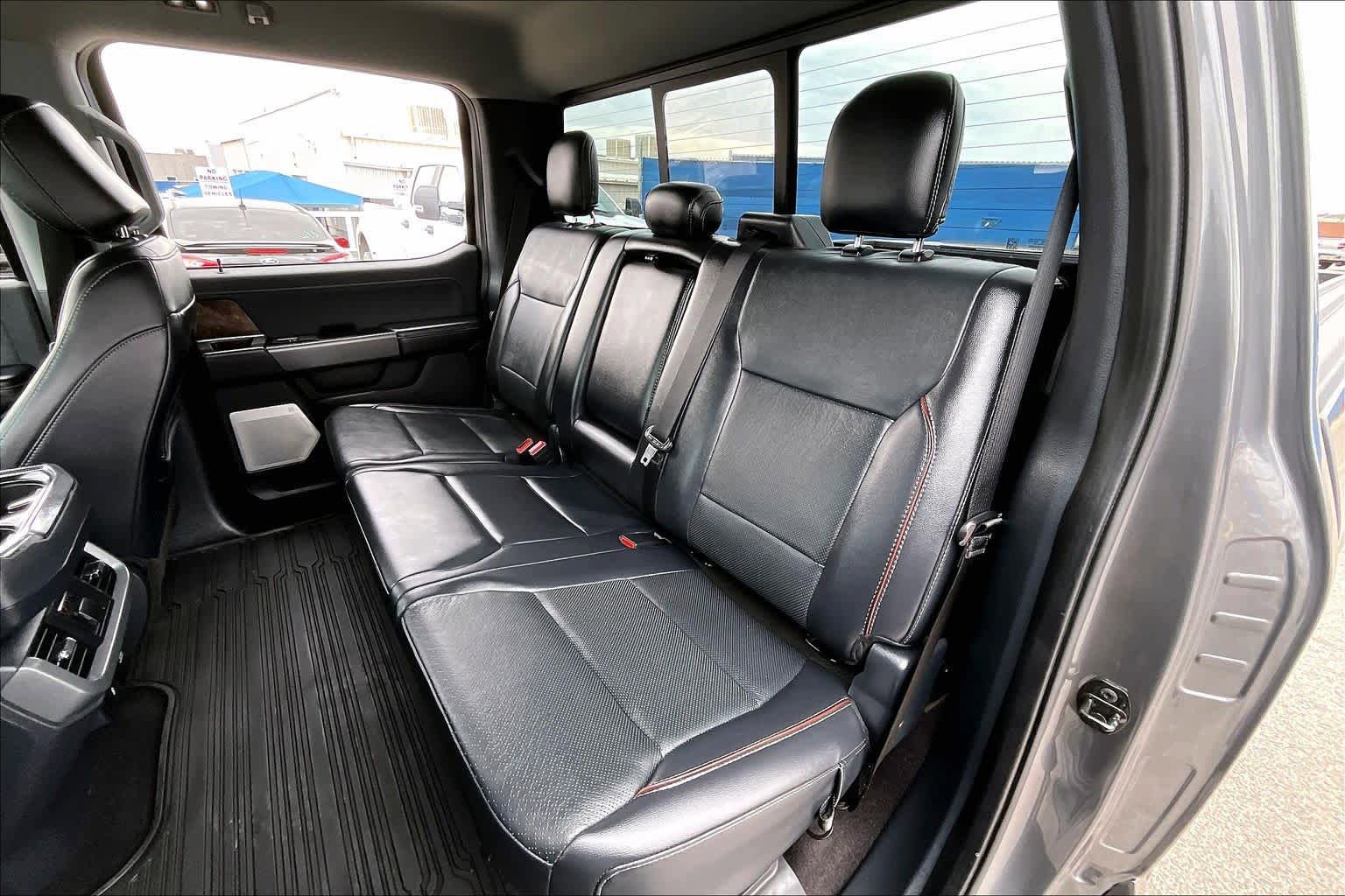 Used 2021 Ford F150 Lariat w/ Equipment Group 502A High image 19