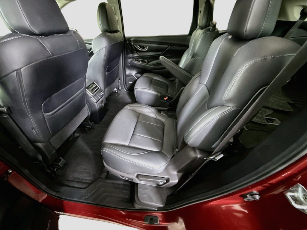 Used 2025 Subaru Ascent Limited AWD/4WD image 28