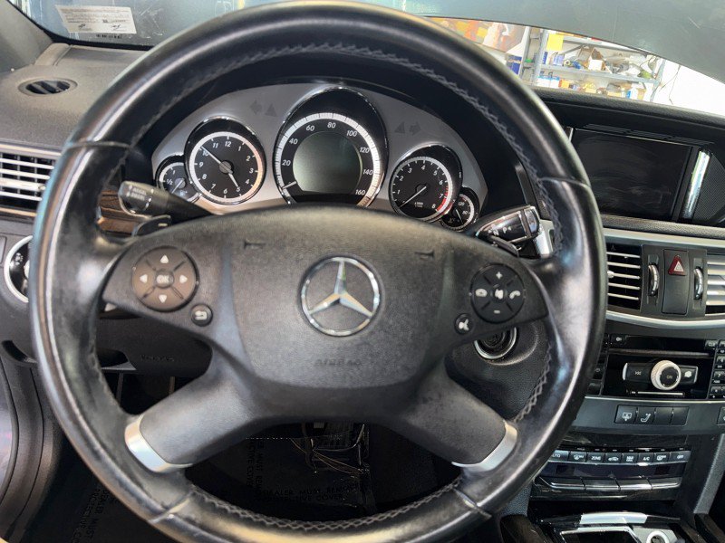 Used 2017 Mercedes-Benz E 300 4MATIC image 43