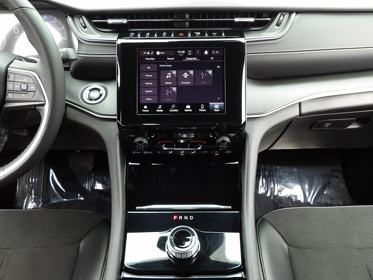 Used 2023 Jeep Grand Cherokee L Laredo image 19