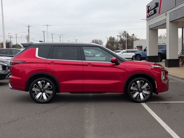 New 2026 Mitsubishi Outlander SEL image 2