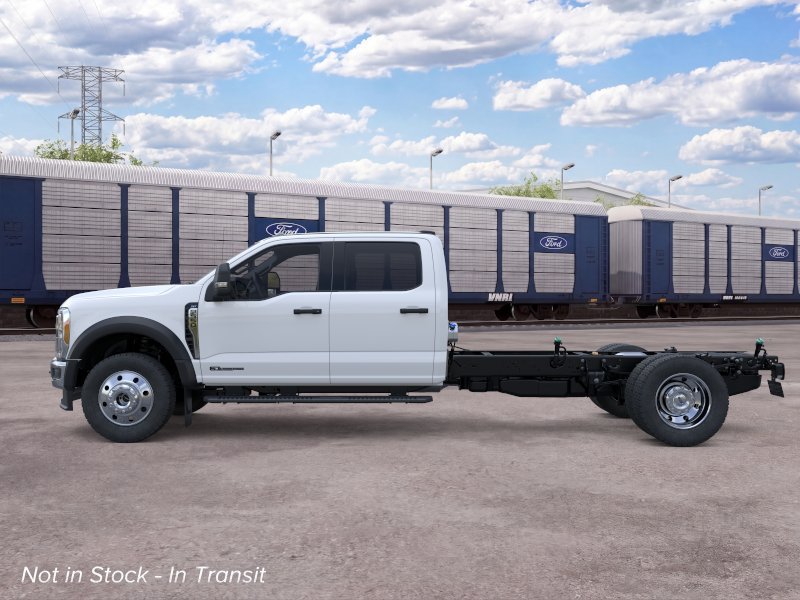 New 2026 Ford F550 4x4 Crew Cab Super Duty w/ XLT Value Package image 4