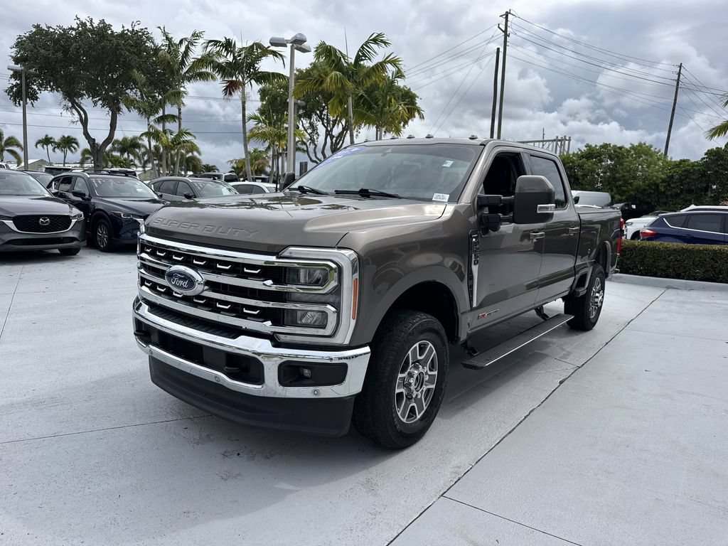 Used 2023 Ford F250 Lariat w/ Lariat Ultimate Package AWD/4WD image 9