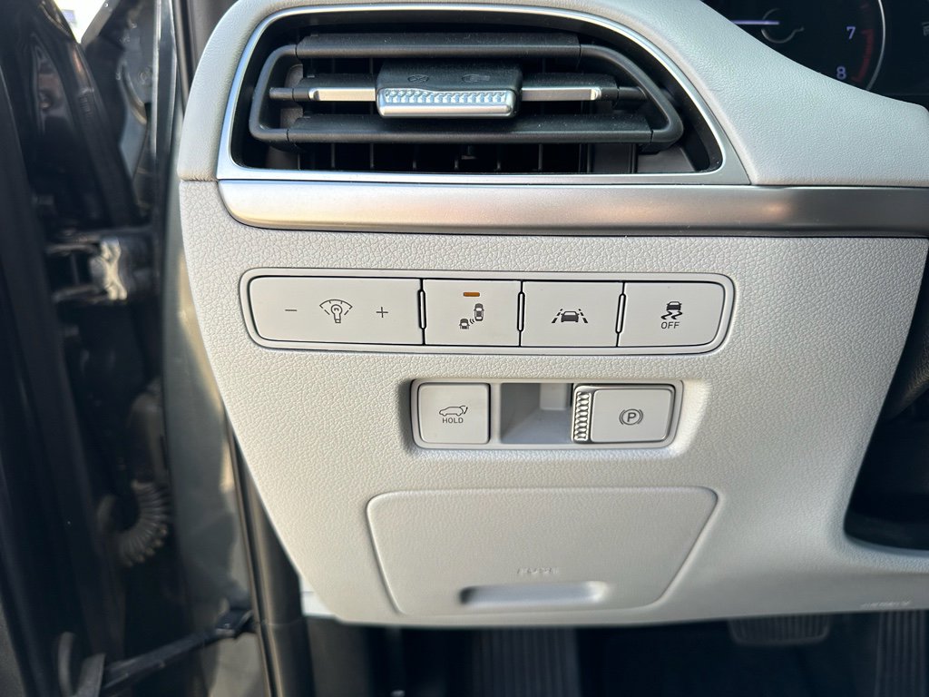 Used 2020 Hyundai Palisade SEL w/ Premium Package image 17