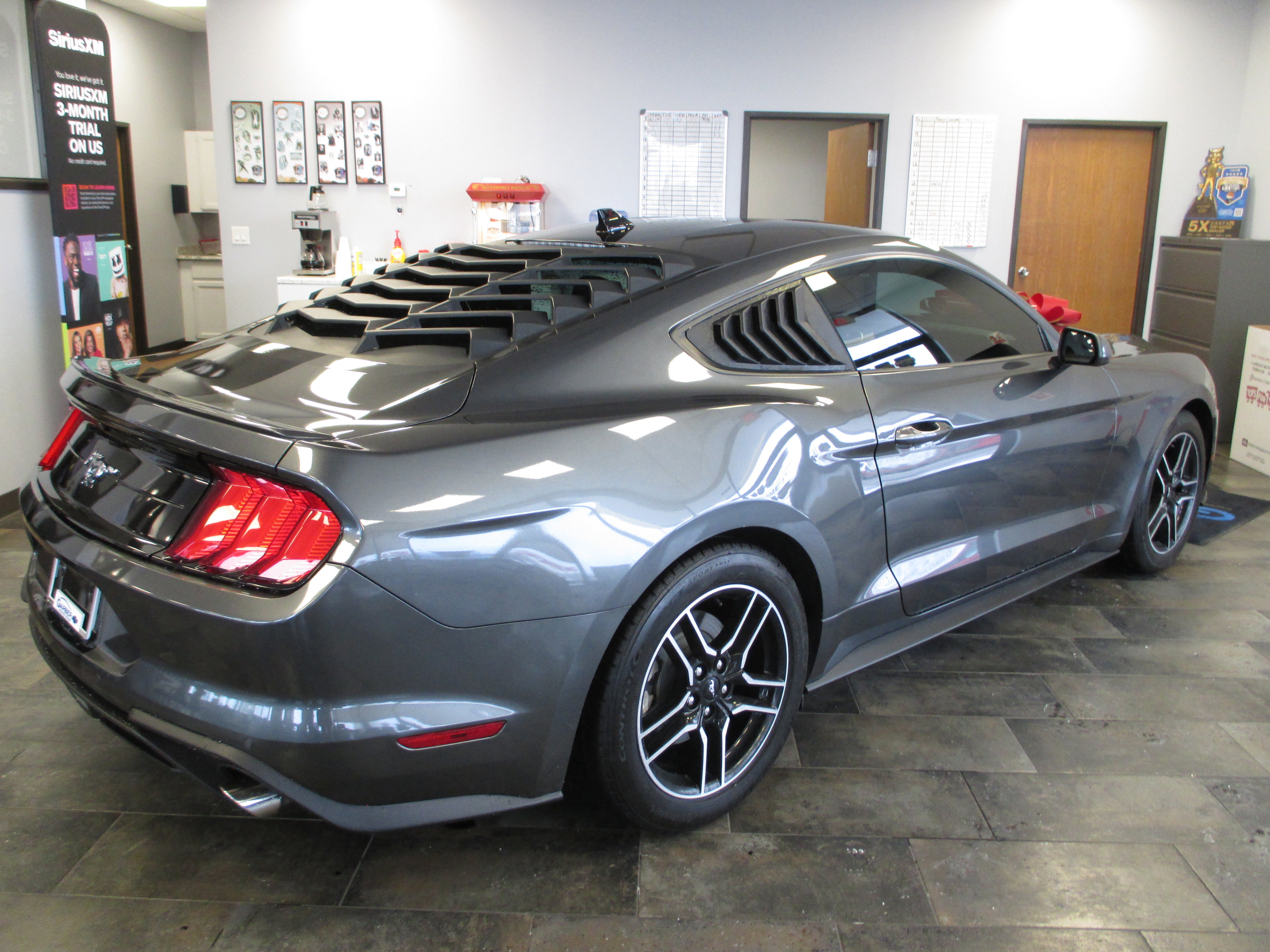 Used 2020 Ford Mustang Coupe w/ Equipment Group 101A image 5