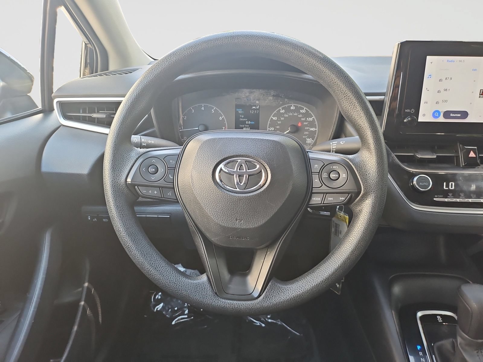 Used 2024 Toyota Corolla LE FWD image 44