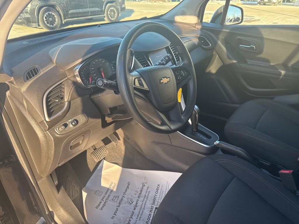 Used 2020 Chevrolet Trax LT image 8