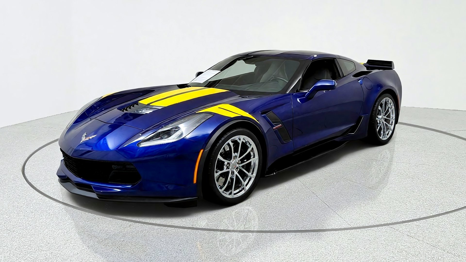 Used 2017 Chevrolet Corvette Grand Sport RWD image 1