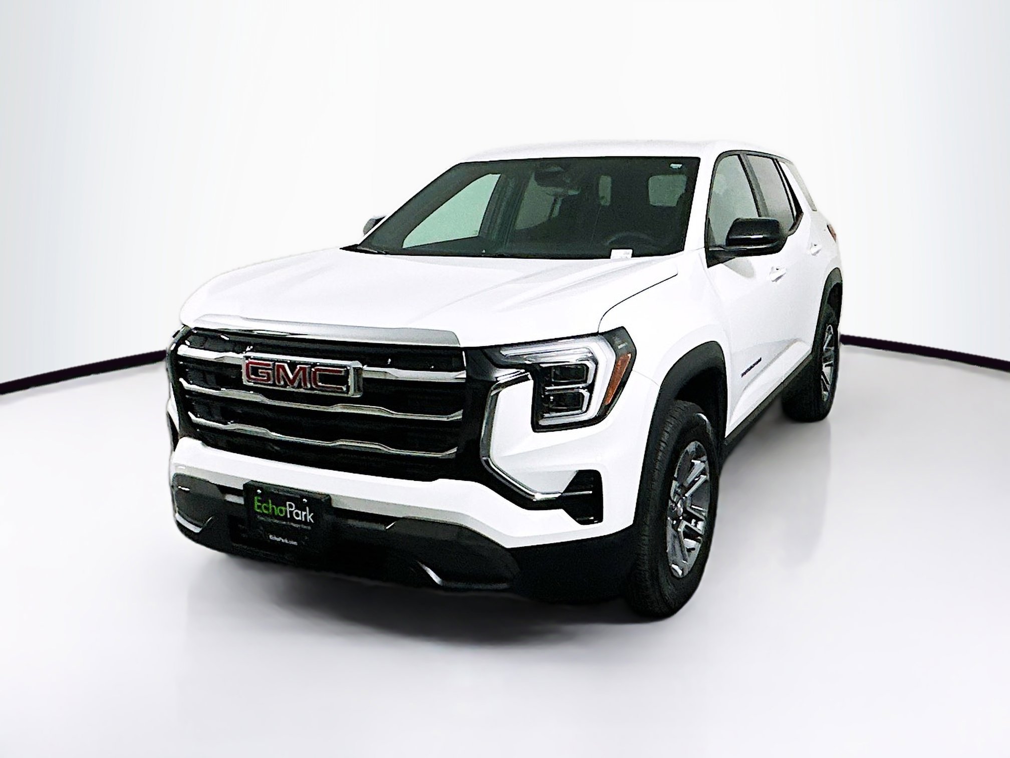 Used 2025 GMC Terrain Elevation image 3