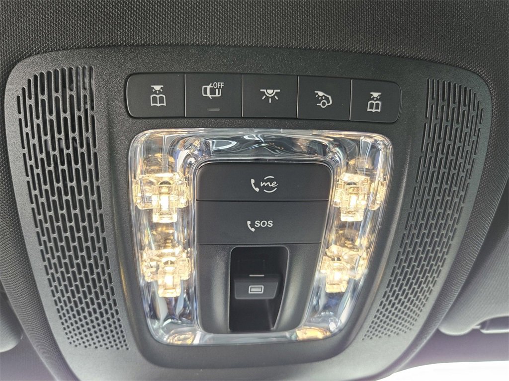 Used 2025 Mercedes-Benz GLB 35 AMG 4MATIC image 24