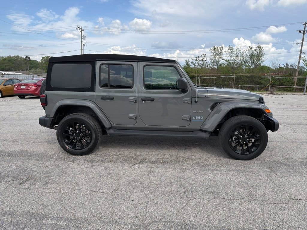 Used 2023 Jeep Wrangler Unlimited Sahara w/ Cold Weather Group image 4