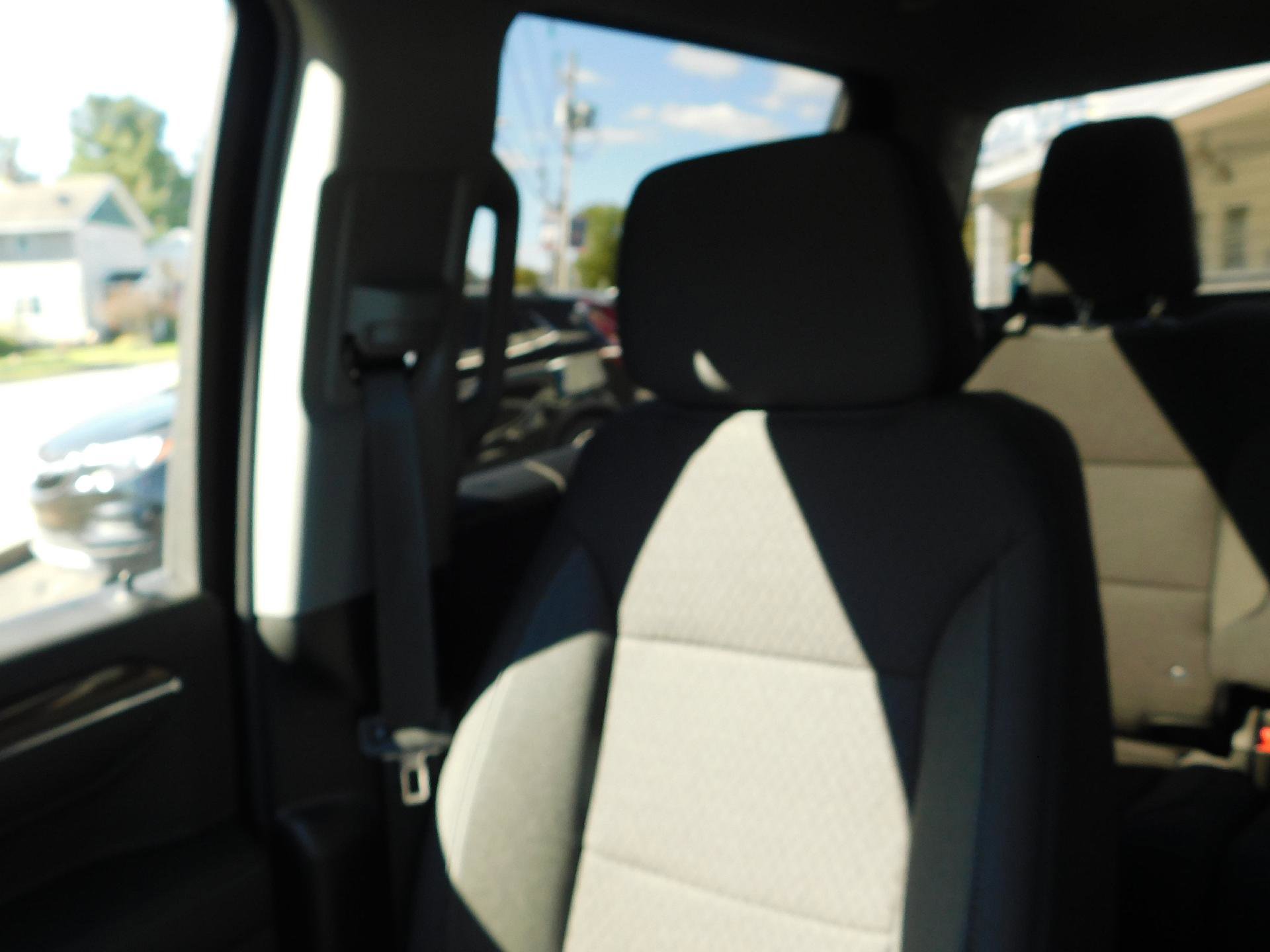 Used 2024 Chevrolet Silverado 1500 LT image 41