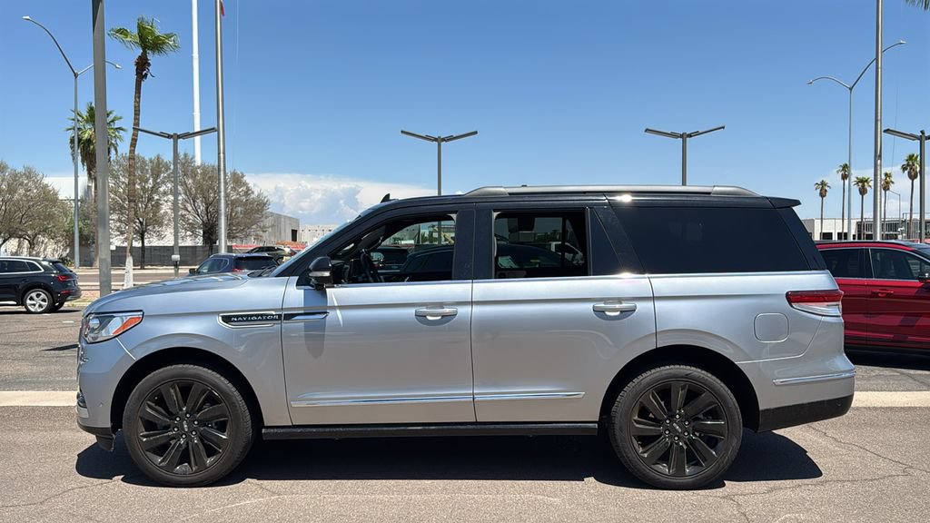 Used 2022 Lincoln Navigator Black Label AWD/4WD image 4
