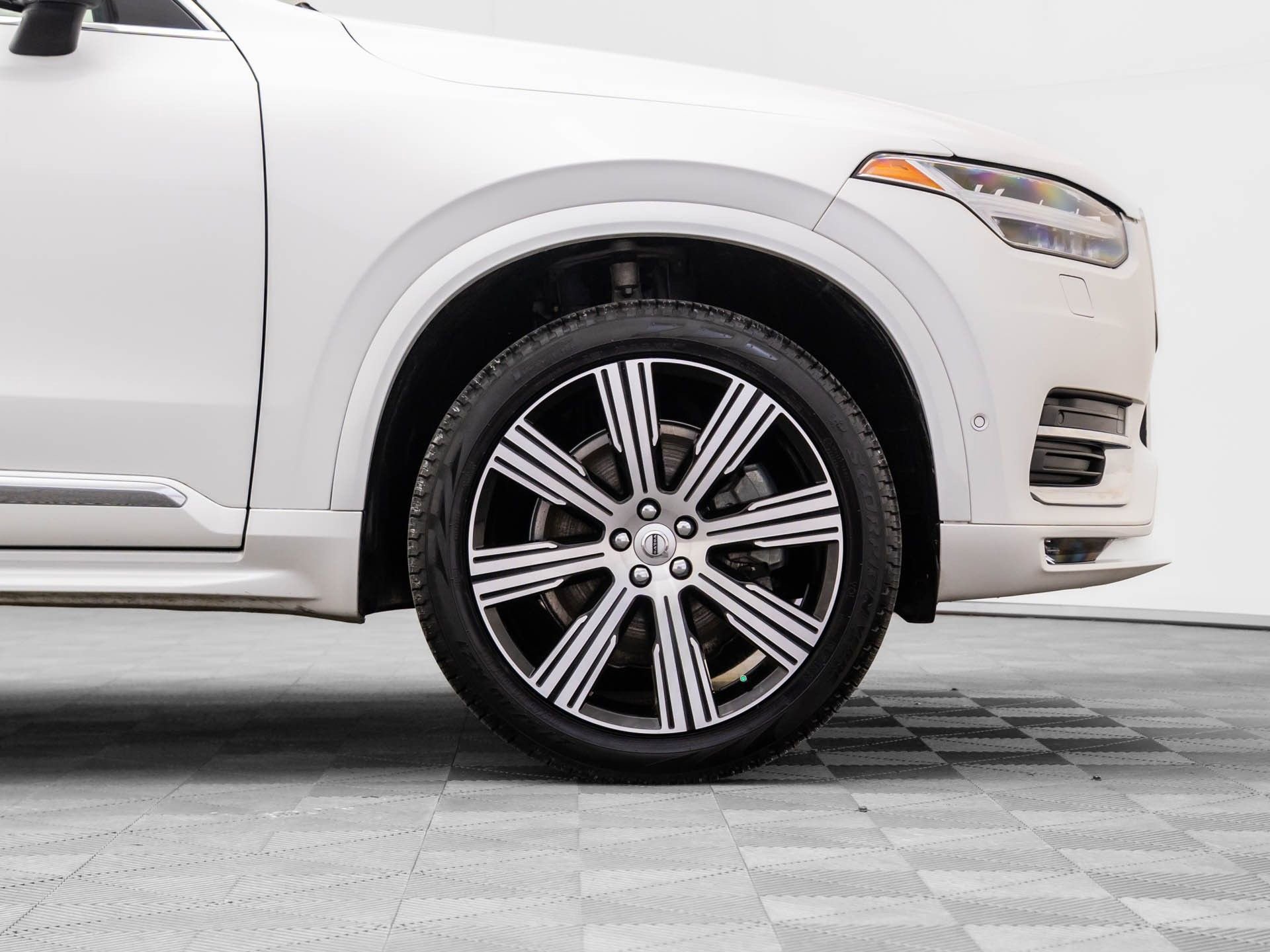 Used 2024 Volvo XC90 B6 Ultimate w/ Protection Package image 35