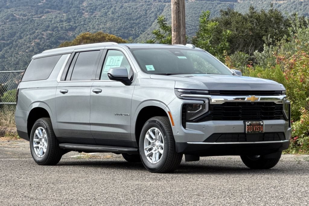 New 2026 Chevrolet Suburban LS RWD image 2