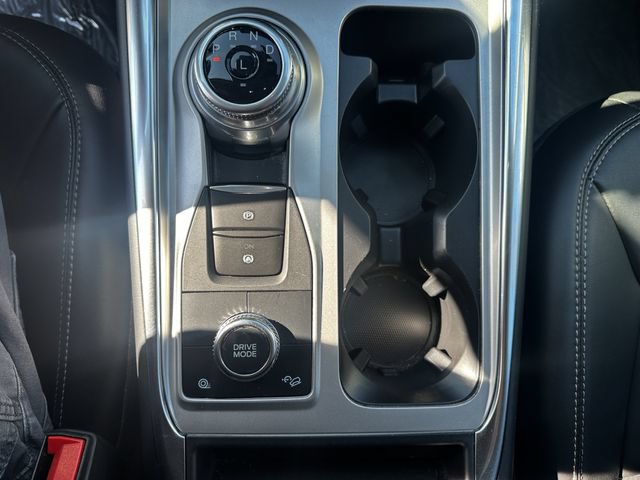 Certified 2023 Ford Explorer XLT w/ Equipment Group 202A AWD/4WD image 25