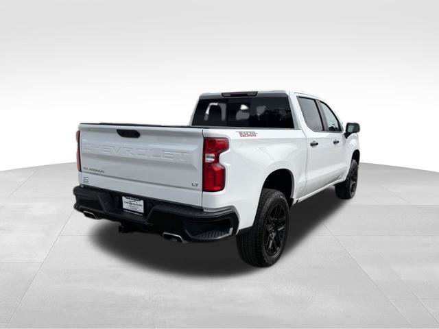 Used 2025 Chevrolet Silverado 1500 LT Trail Boss w/ Convenience Package II AWD/4WD image 2
