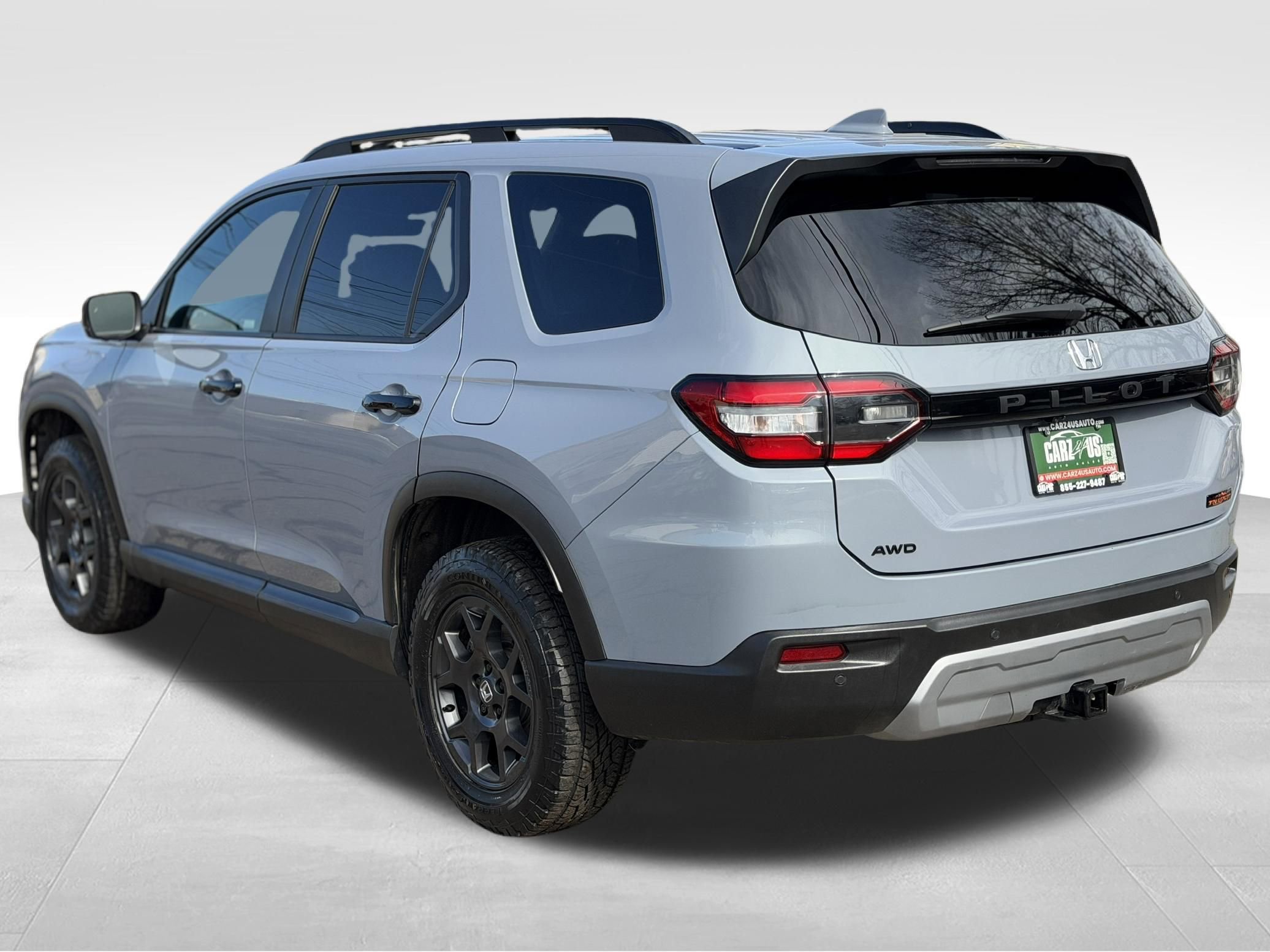 Used 2024 Honda Pilot TrailSport image 9