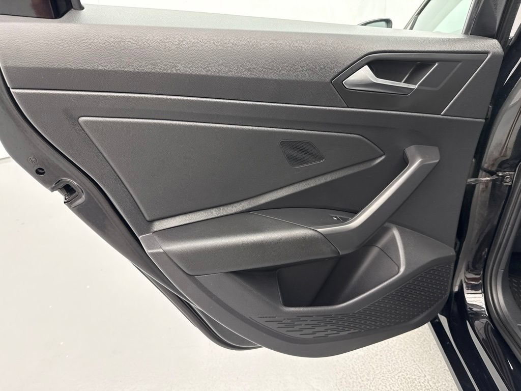 Used 2021 Volkswagen Jetta SE FWD image 15