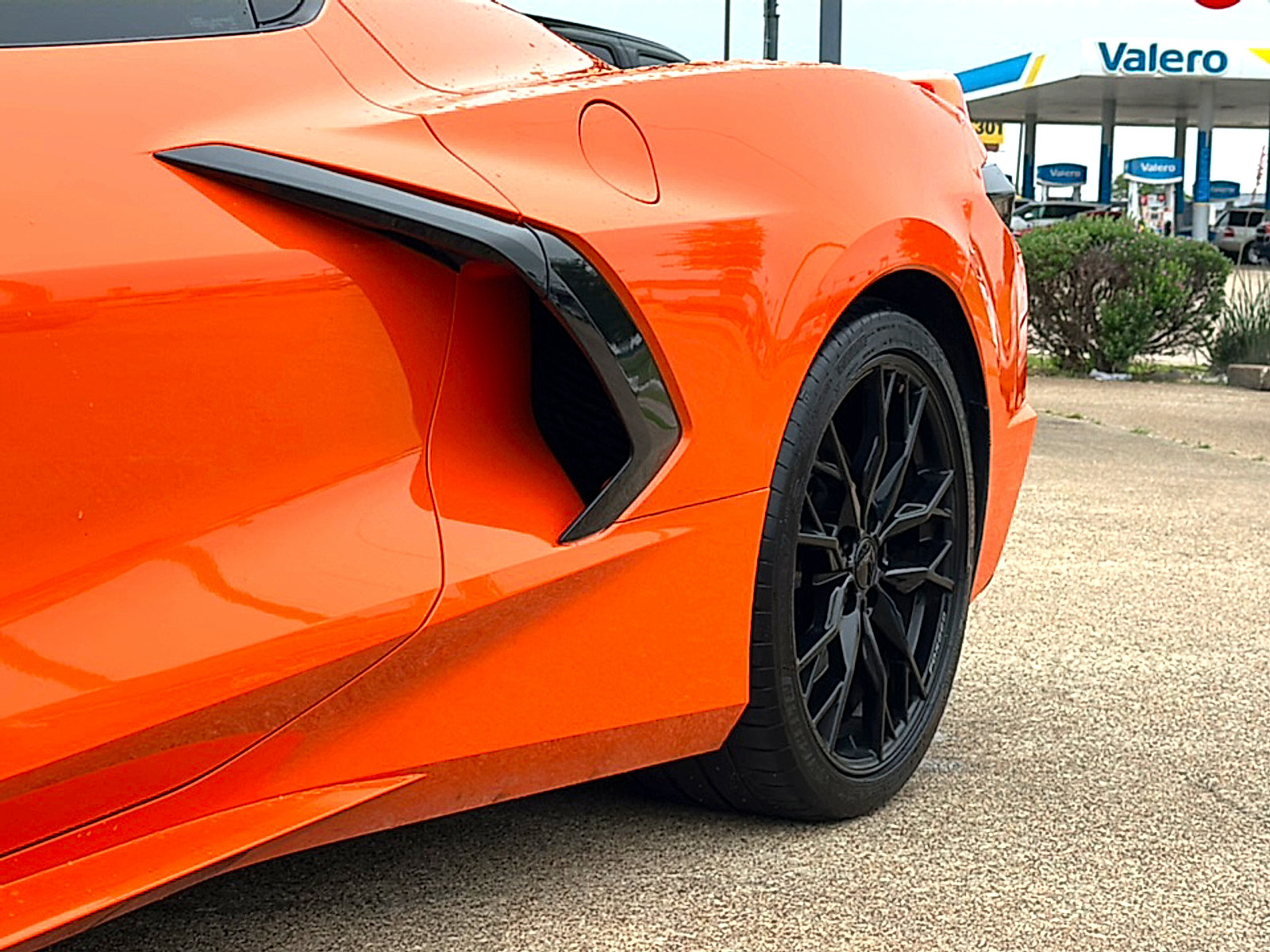 Used 2023 Chevrolet Corvette Stingray Preferred Conv w/ Z51 Performance Package RWD image 13