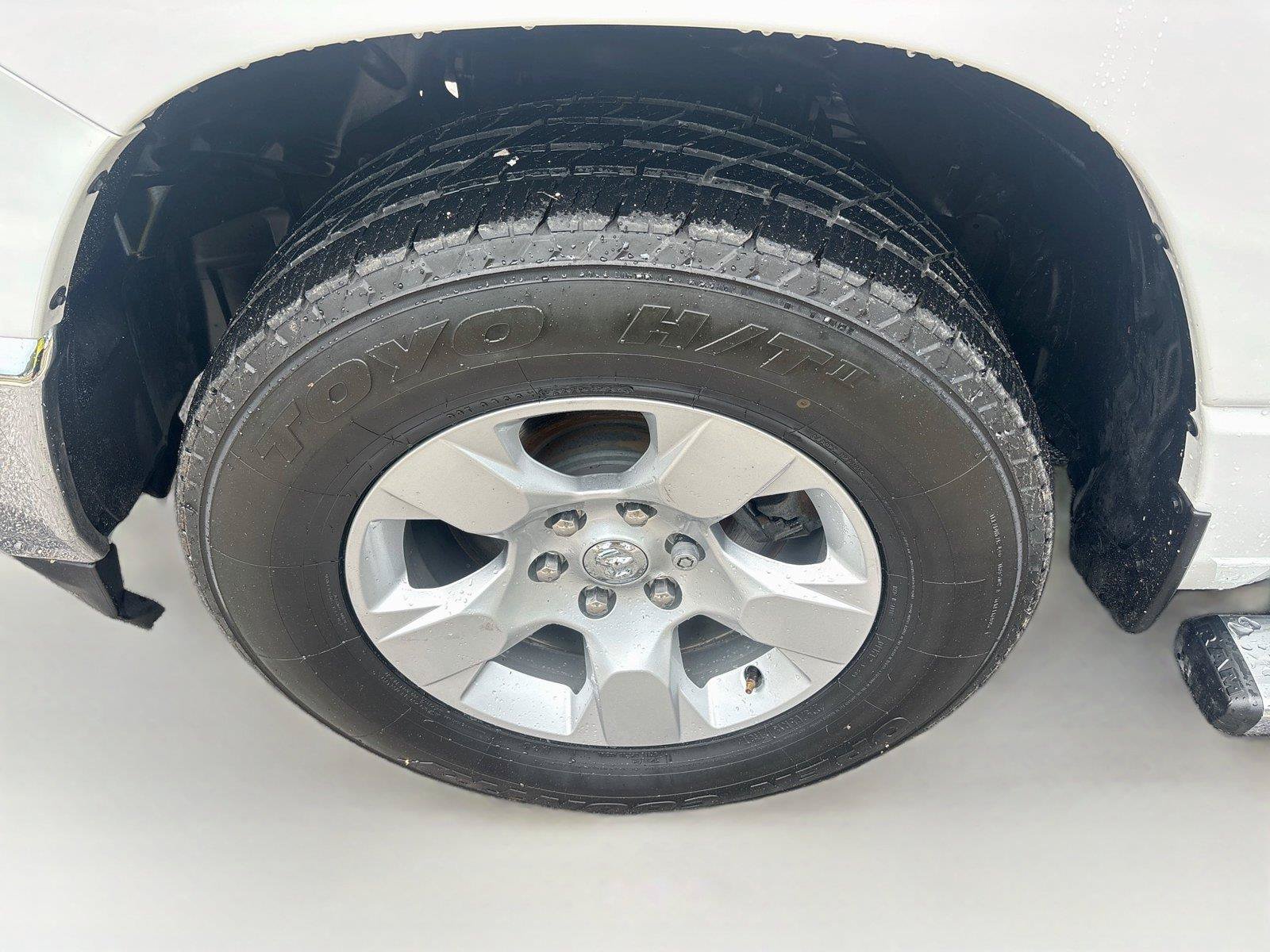 Used 2023 RAM 1500 Big Horn RWD image 30