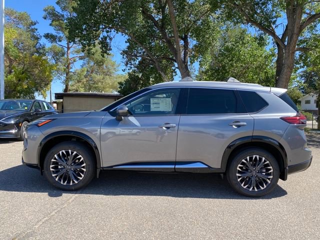 New 2026 Nissan Rogue Platinum image 2