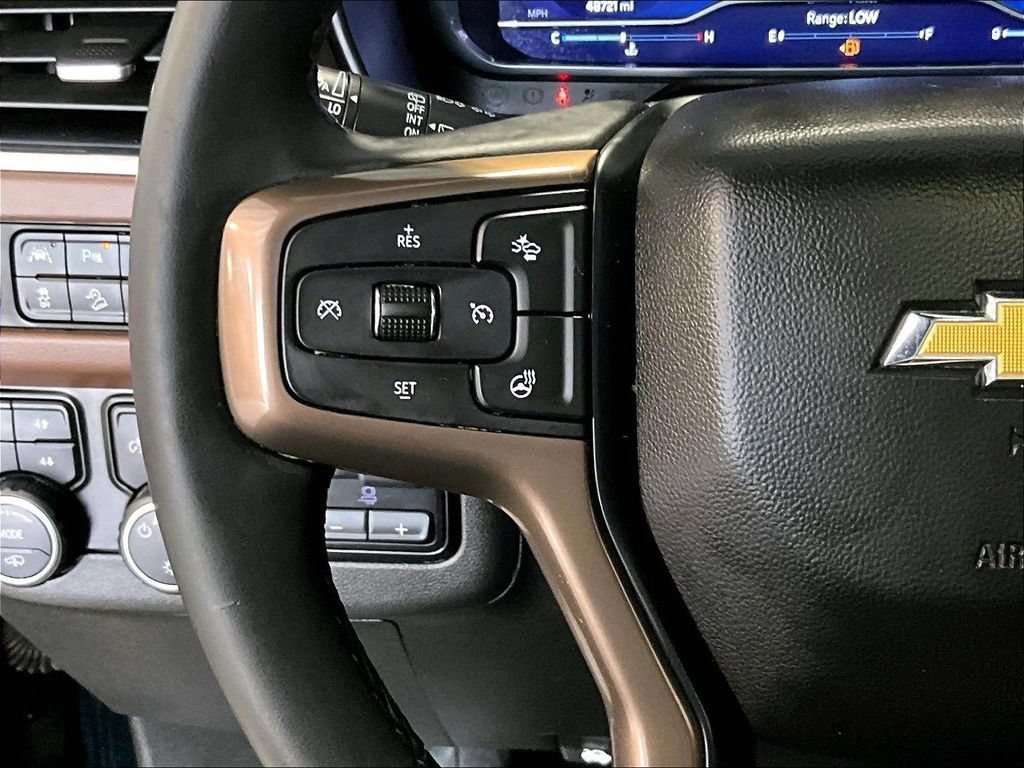 Used 2023 Chevrolet Suburban High Country AWD/4WD image 24