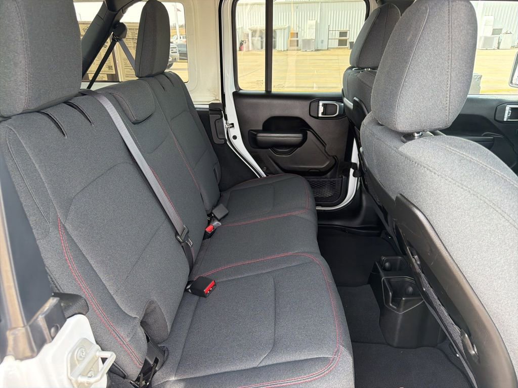 Used 2024 Jeep Wrangler Rubicon image 13