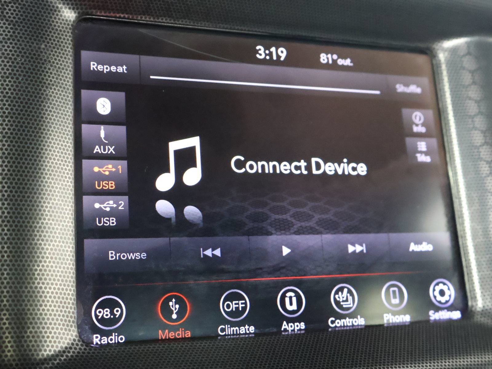 Used 2018 Dodge Charger SXT Plus RWD image 40