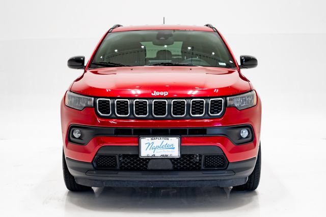 Certified 2025 Jeep Compass Latitude AWD/4WD image 4