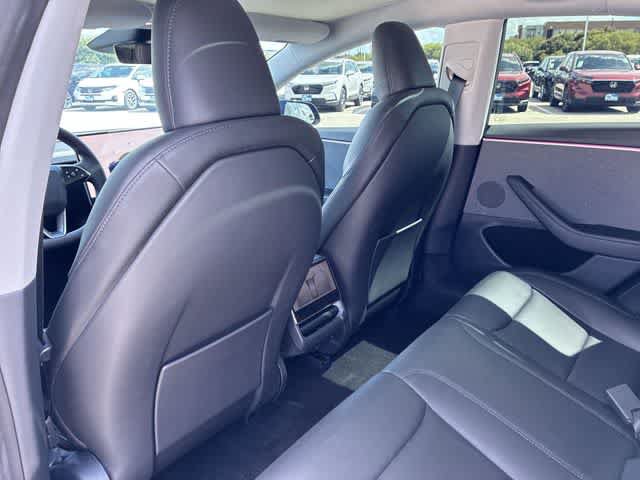 Used 2024 Tesla Model 3 Standard Range RWD image 19
