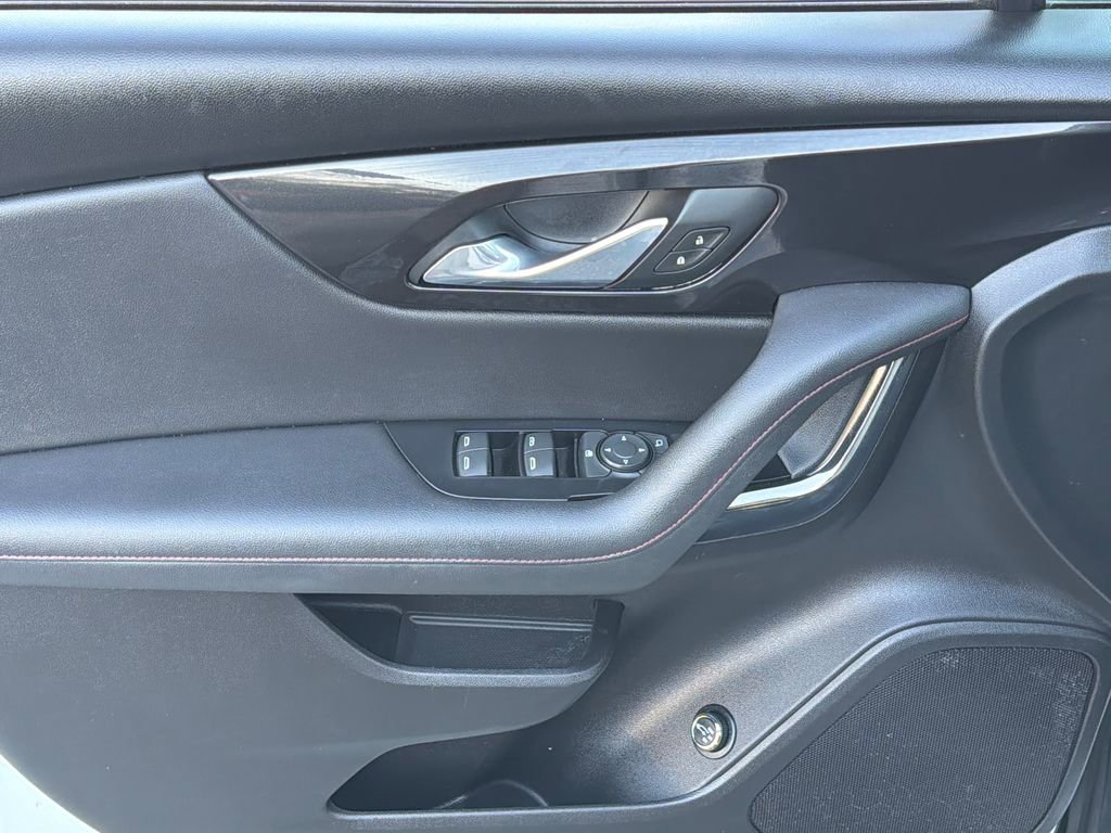 Used 2019 Chevrolet Blazer RS image 3