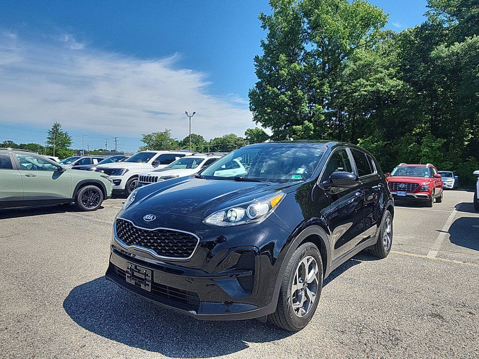 Used 2020 Kia Sportage LX FWD image 1