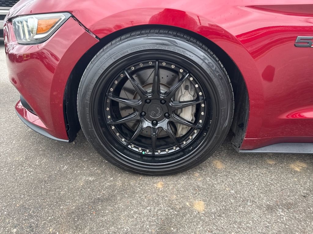 Used 2016 Ford Mustang GT Premium image 28
