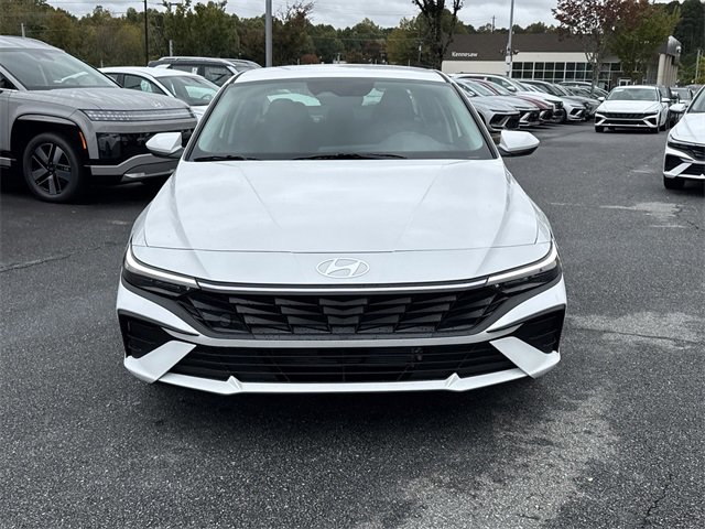 New 2026 Hyundai Elantra Blue image 2