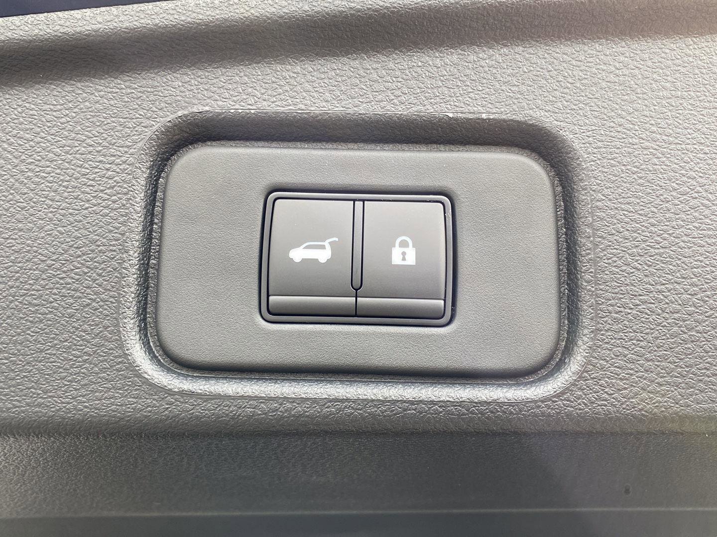 New 2026 Nissan Pathfinder SL w/ SL Premium Package (P04) FWD image 48