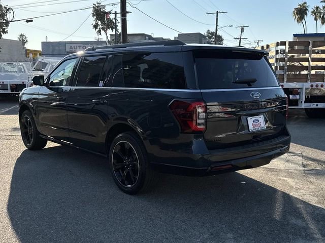 Used 2022 Ford Expedition Max Limited image 8