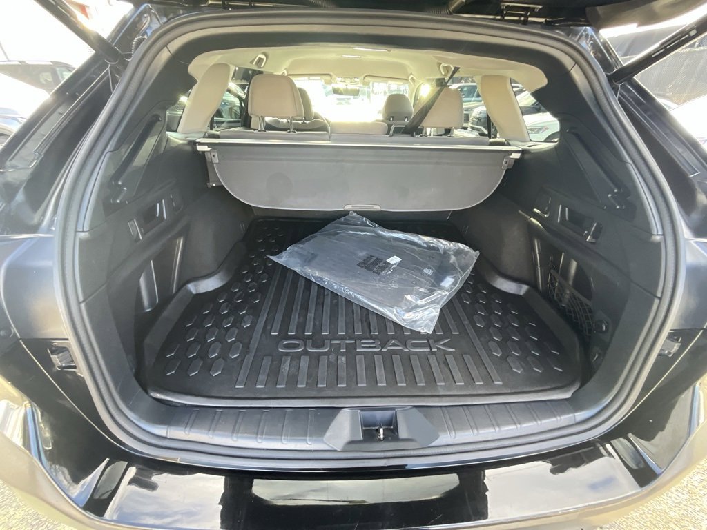 Used 2021 Subaru Outback Premium image 26