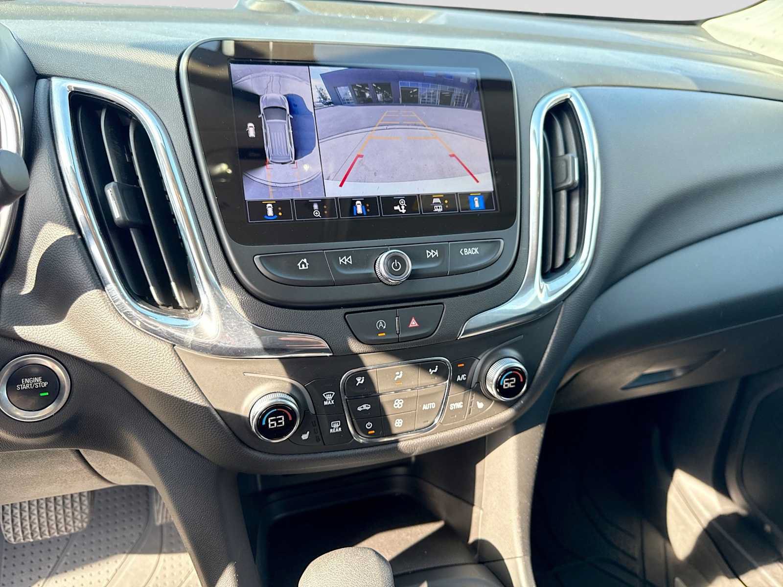 Used 2022 Chevrolet Equinox LT AWD/4WD image 26