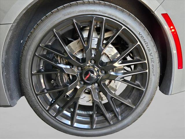 Used 2016 Chevrolet Corvette Stingray Coupe w/ 3LT Preferred Equipment Group RWD image 20