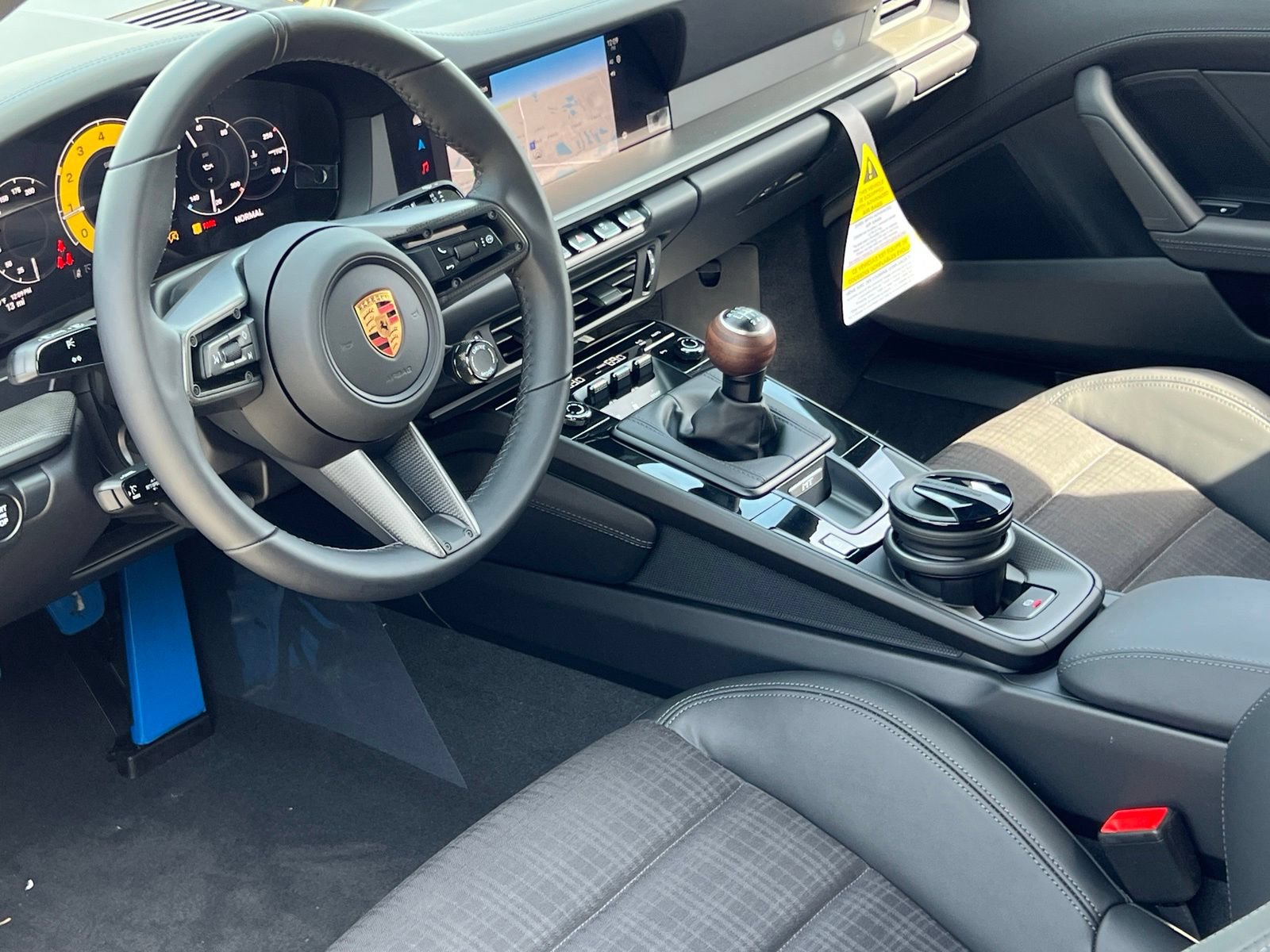 New 2026 Porsche 911 Carrera T RWD image 4