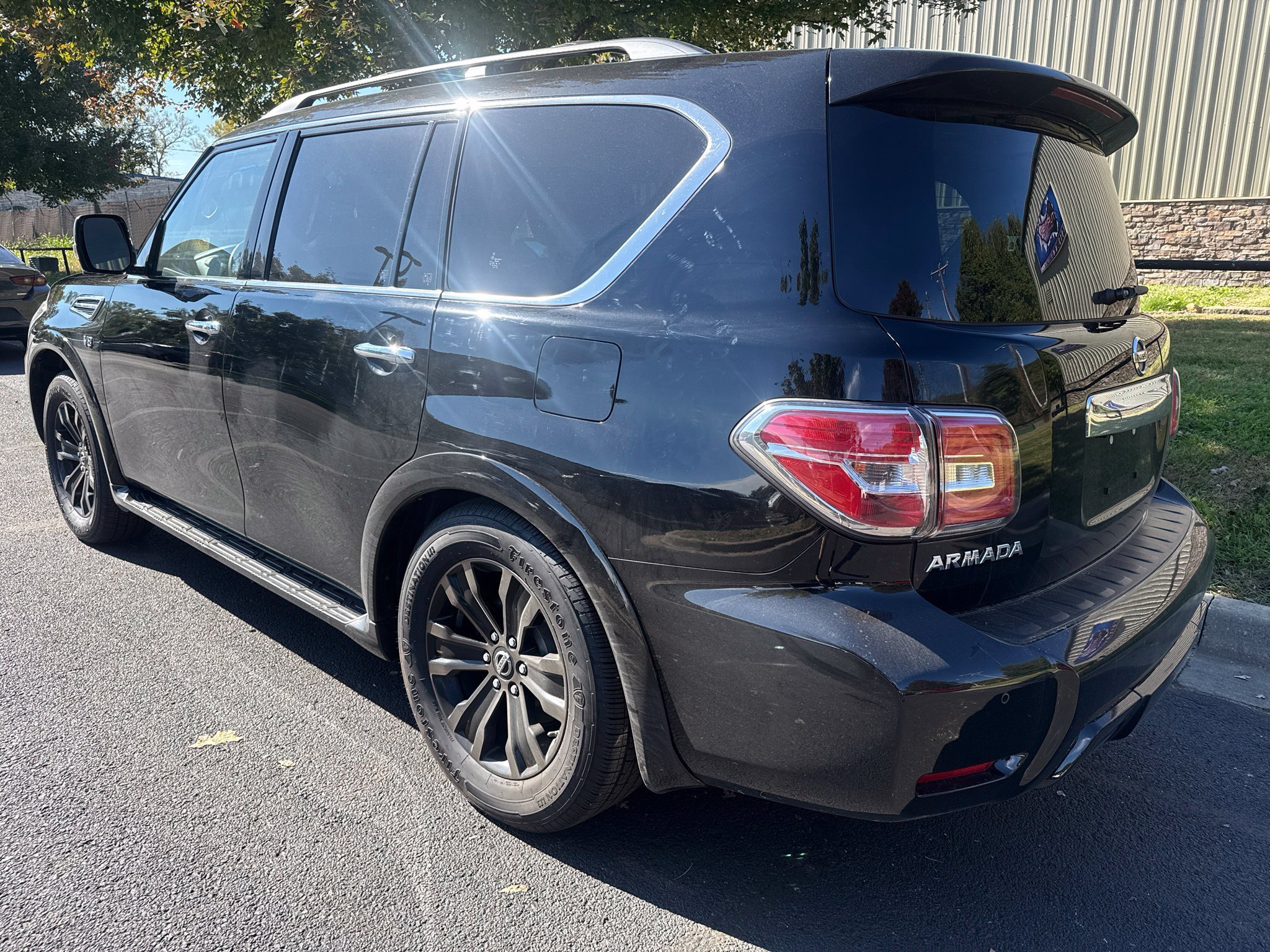 Used 2017 Nissan Armada Platinum AWD/4WD image 7