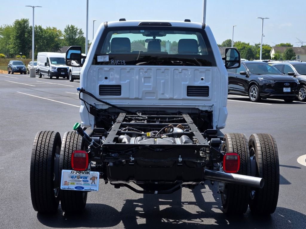 New 2024 Ford F550 4x4 Regular Cab Super Duty image 11