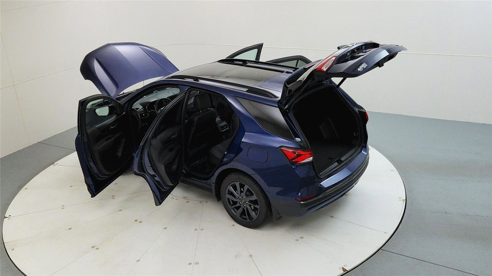 Used 2023 Chevrolet Equinox RS AWD/4WD image 19