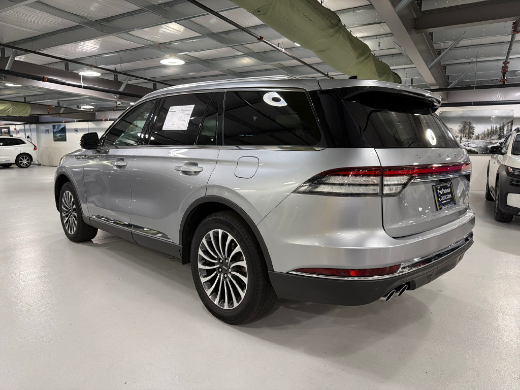 Used 2024 Lincoln Aviator Reserve w/ Elements Package Plus AWD/4WD image 6