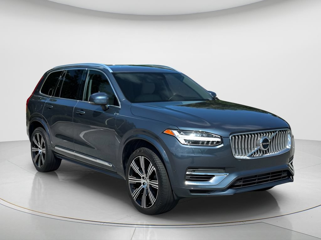 Used 2023 Volvo XC90 T8 Plus w/ Protection Package Premier AWD/4WD image 3
