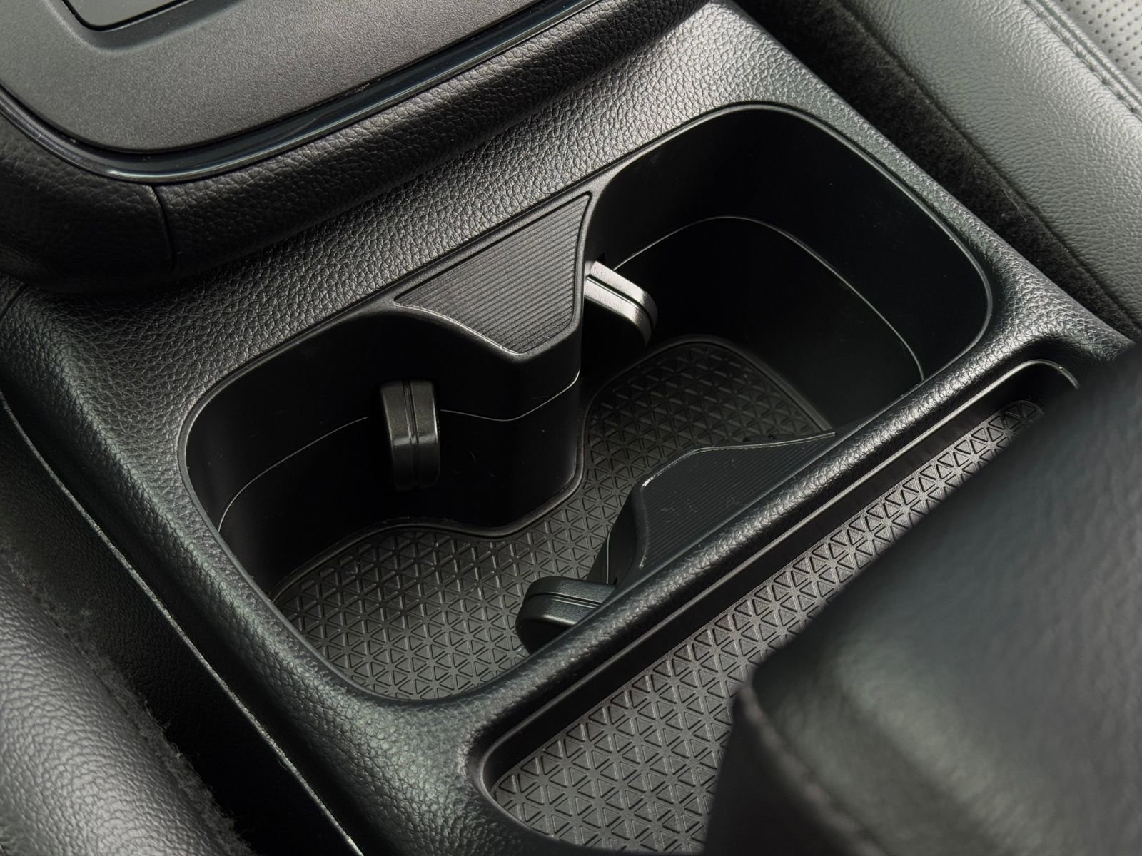 Used 2025 Honda CR-V EX-L image 40